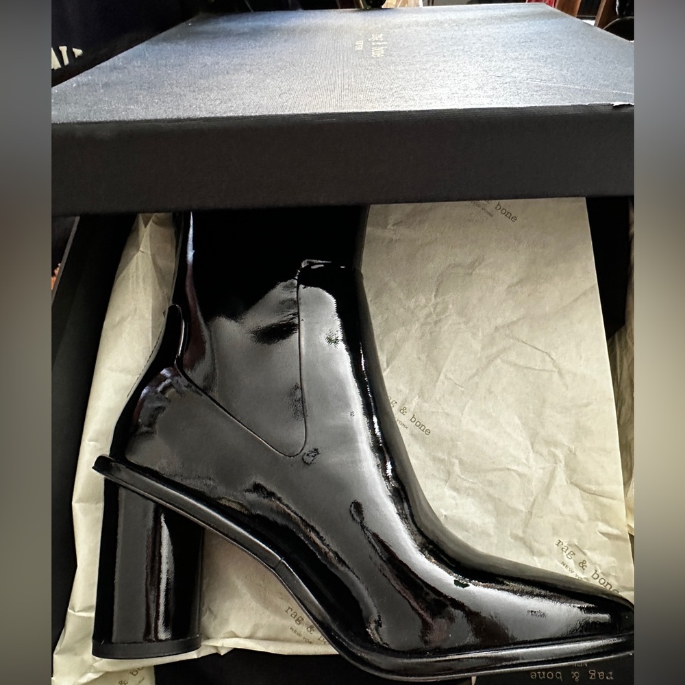Rag & Bone Wiley High Black Patent Heeled Boots Sleek Design